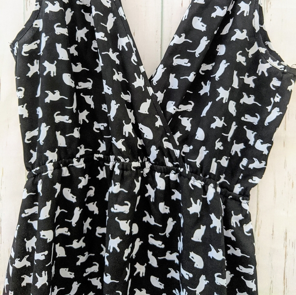 3/$20 Forever 21 Black White Cat Print Lace Dress - Picture 9 of 13